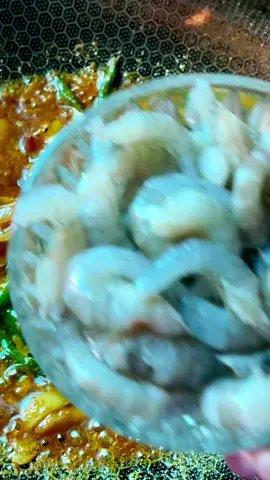 চিংড়ী দিয়ে মিষ্টি কুমড়ো ভাজি 😋😋 Facebook page:Daily Dose by Kohinoor.#bdtiktokofficial #viewers #viralvideo #tiktok #daily #followers #favourite #viraltiktok #yummy #homemade #tasty #fish #prawn @Bangladesh TikTok 