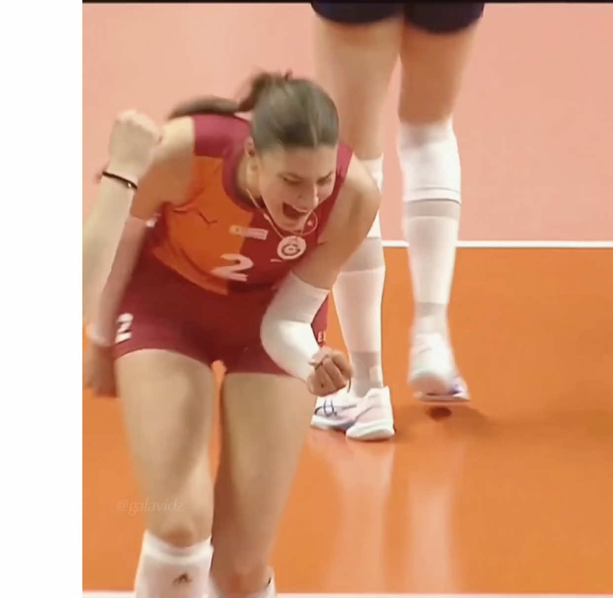 fener buken bir tarzi var 😄 #ilkinaydın 