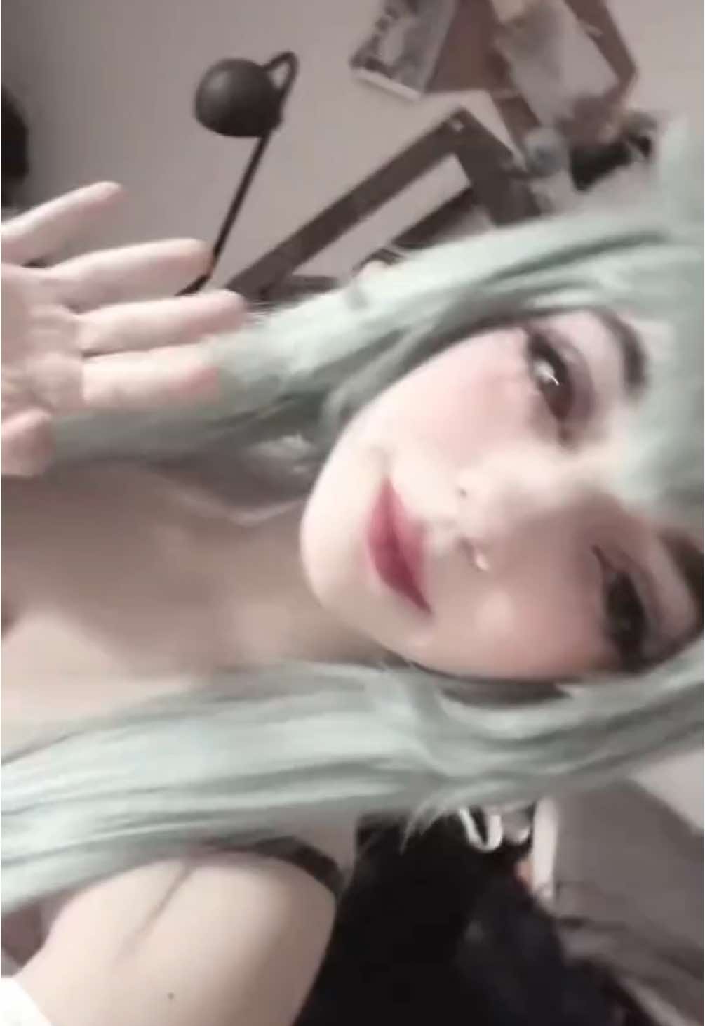 byebye >_< #cosplay #tokyoghoul #tokyoghoulcosplay #eto #etoyoshimura #etoyoshimuracosplay #romics 