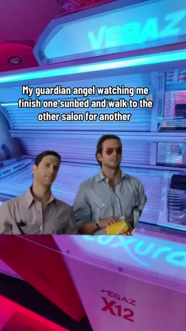 Tag a friend who does this 😅 #tanningsalon #sunbedcream #tanningbed #sunbeds #sunbedtiktok #tanningaccelerator  