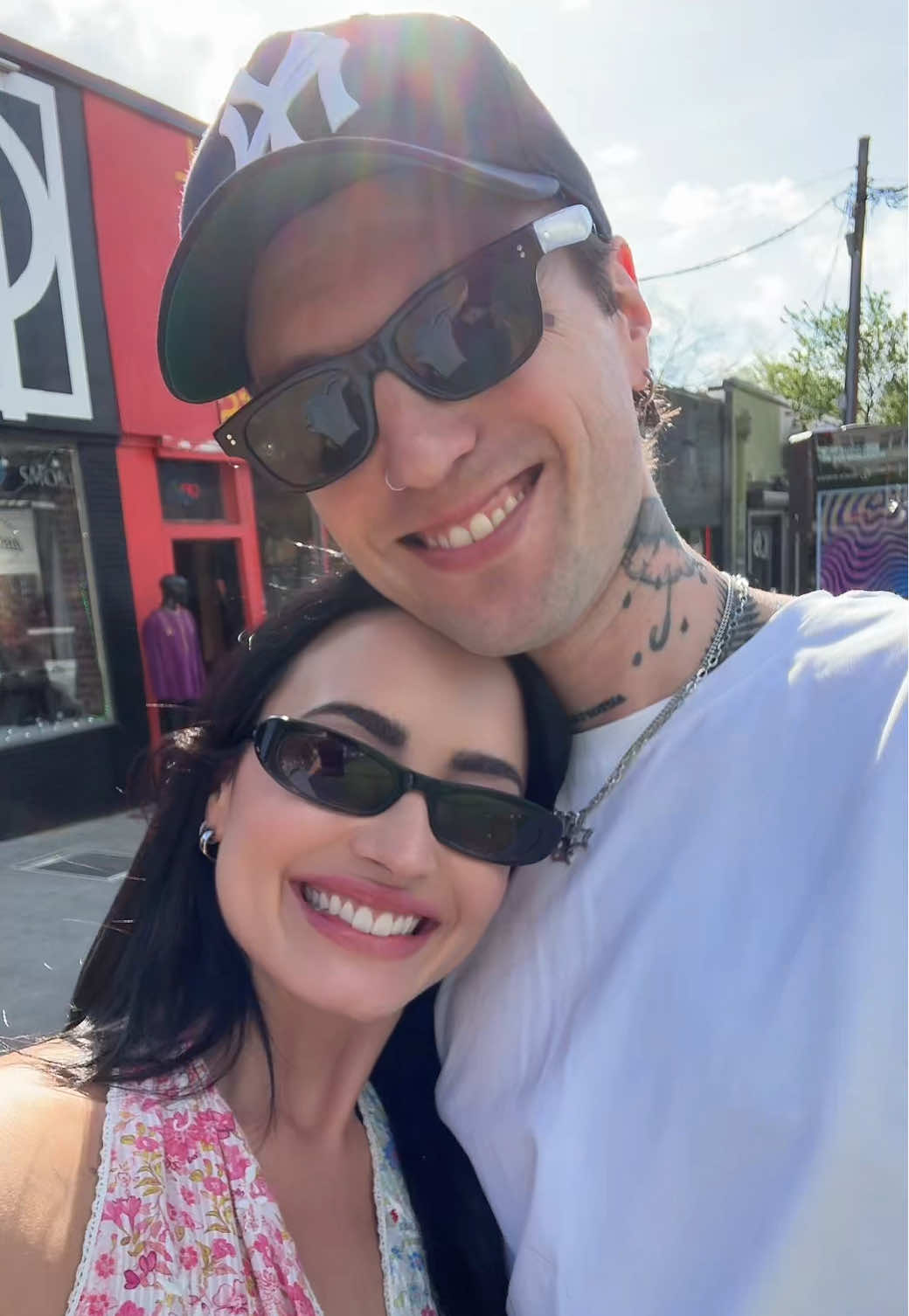 A lil Sleepyhead Tour TikTok w my mf soulmate @jutes 🖤