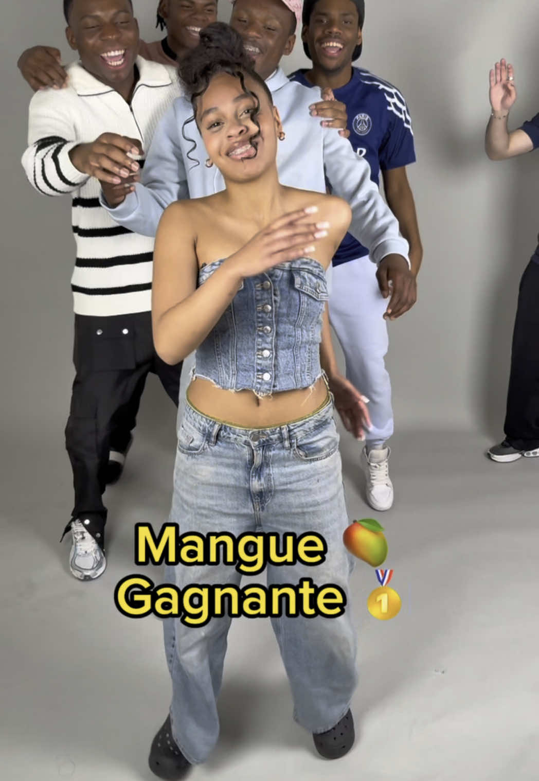 SA KA BAYYYY! 🤣04 en ail🔥 Si cette vidéo t'a plu, n'hésite pas à liker ! @_ ✞ 𝓜𝓪𝓷𝓰𝓾𝓮 🥭 @gwada bvndo @🖤 @Lt_35 @ᥴȷᥲᥡ 