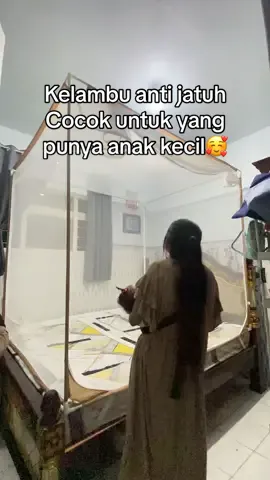 Enak ga engap, anaknya aman mamanya juga aman, bisa di pake lama juga loh, di jamin gabakal nyesel beli barang ini😭🥰🫶🏻#masyaallahtabarakkallah #fyp #kelambu #kelambumedoga 