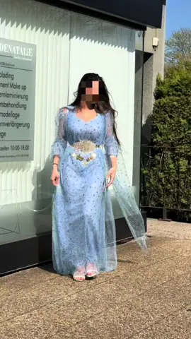 Hochzeitskleid + kurdische Kleid Zu vermieten #fouryou #foryou #ezidigirl19 #stranenkurdi #musikkurdi & #ezidixan #fürdich #kürtçe #kesfet #kegfet #foryoupage #viral #typ #ezidi #فساتين #للايجار #model #irak #viralvideos #virale 