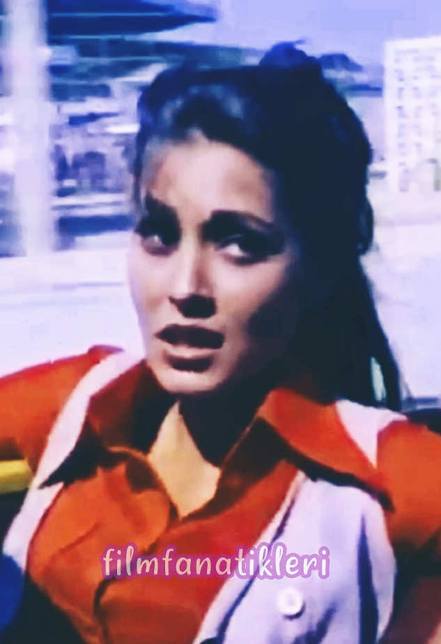 📌 KIZLAR YOLUNACAK KAZI İYİ BİLİRLER ❗️ ❗️ ❗️   📌 GIRLS KNOW WELL HOW TO PULL ❗️ ❗️ ❗️ filmin adı ( movie name) = ATEŞ BÖCEĞİ  ( 1975 ) #ateşböceği #tarıkakan #neclanazır #hulusikentmen #filizakın #edizhun #ekrembora #yılmazgüney #aytaçarman #oyaaydoğan  #sorayturkan1 #türkanşoray #fikrethakan #gülşenbubikoğlu #cüneytarkın #nostalji #yesilcam #eskigünler #eskiler #yeşilçam #cüneytarkın1