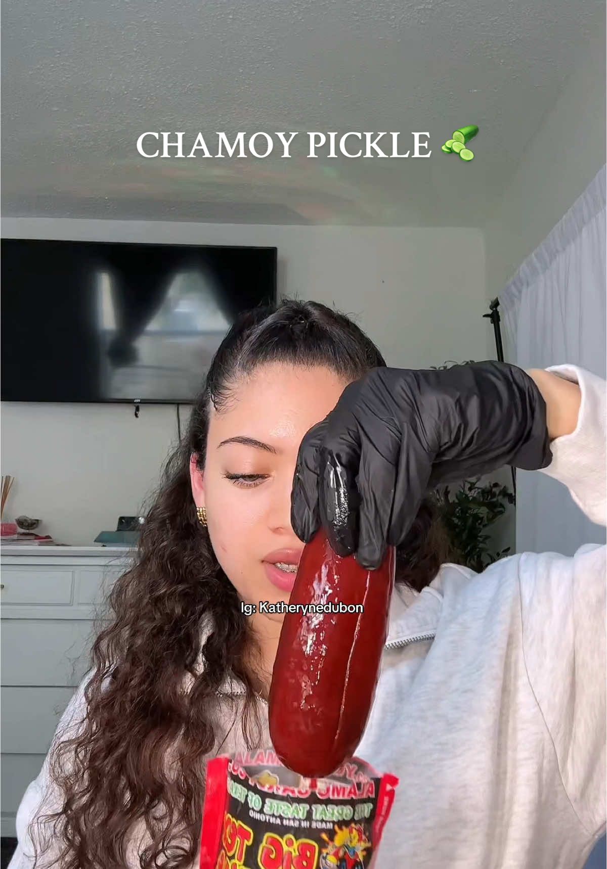 Quiero probarlos todos 🥒🫣 #chamoypickle #chamoypicklekit #pickletok 