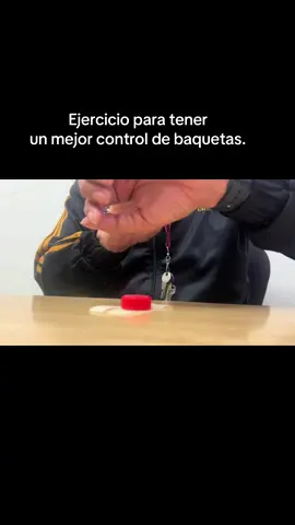 Esto te servirá tanto para los toques reglamentarios como para tu rutina libre. Recuerden que siempre se debe de practicar lento para lograr tener una mejor memoria muscular #pinkydrums #fypシ #dgeti #bandadeguerra #rutinalibrebandasdeguerra #drums 