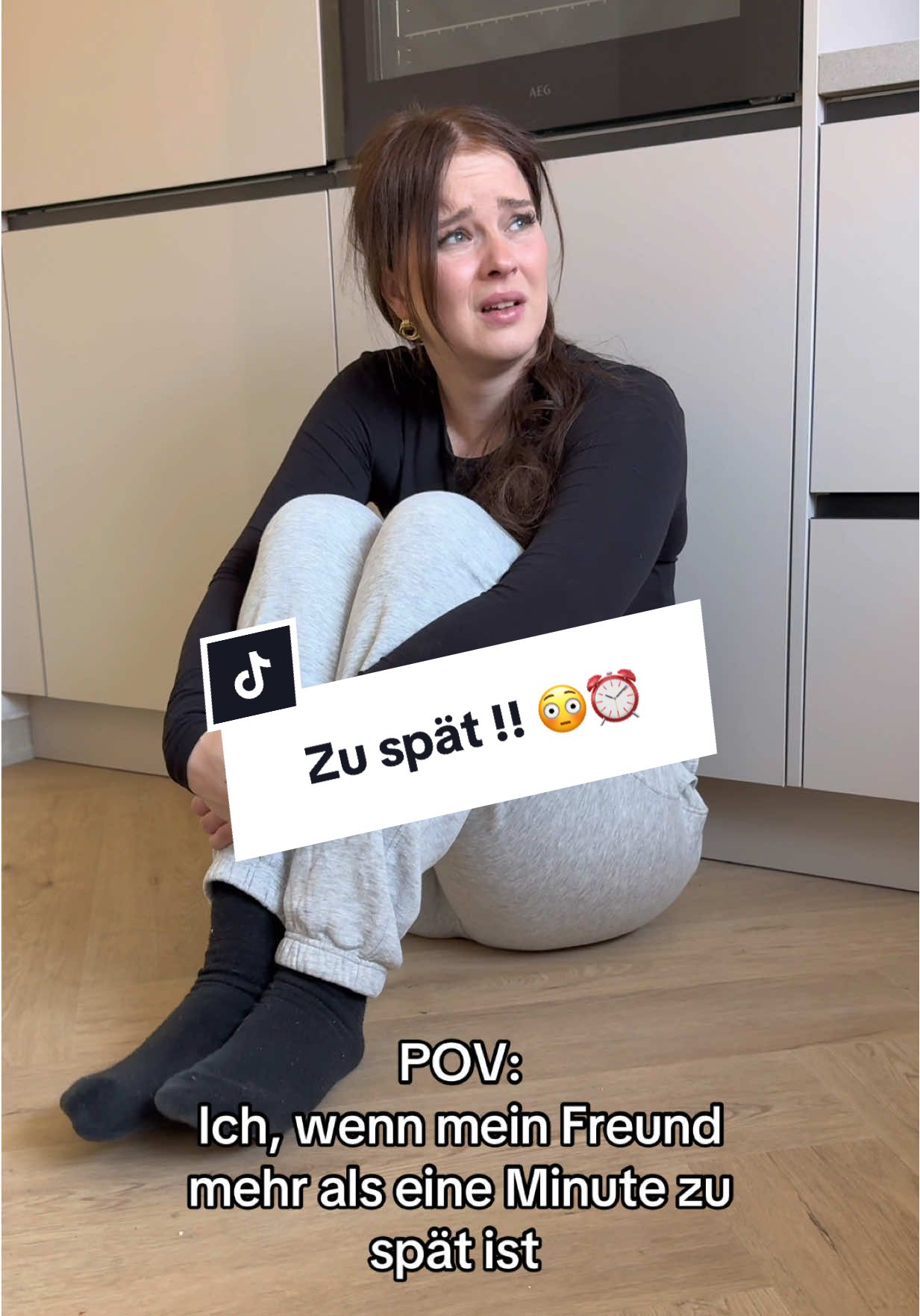 Er ist einfach zu spät…!! 😳⏰