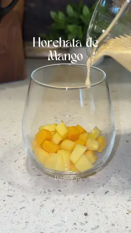 #horchatademango#bebidasrefrescantes#antojos#recetas#comida#recetasmexicanas#comidamexicana#mexicana#mexicantiktok#foryoupage#fyp#parati#cocinando#antojos#creatorsearchinsights 