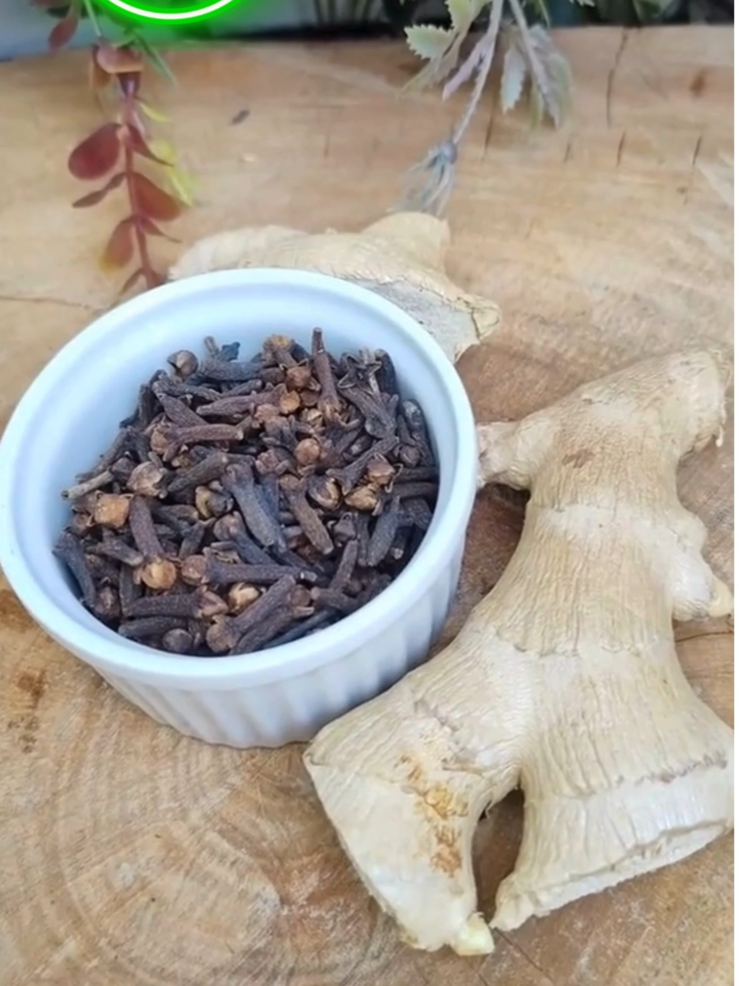 CHÁ DE GENGIBRE E CRAVO DA ÍNDIA  #cha#gengibre#cravodaindia#ervasmedicinais#produtossaudaveis#chadegengibre#chadecravodaindia #medicinanatural🌿 #chanaturais