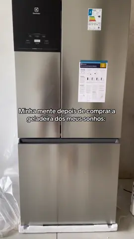 O importante é comprar! 😂😂 #memestiktok #electrolux #sonhorealizado #viralvideos #fyp #foryoupage #CapCut 