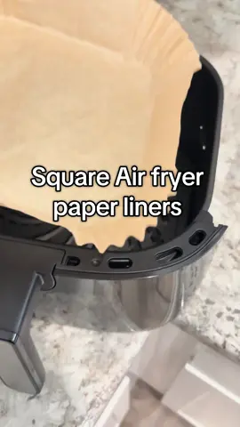 Air fryer Paper liners #momoftiktok #tiktokmademebuyit #tiktokspringsale #springtok #airfryerpaperliner #easycleanup #kitchengadgets #musthaves #momhack  #creatorsearchinsights #kitchenhack 