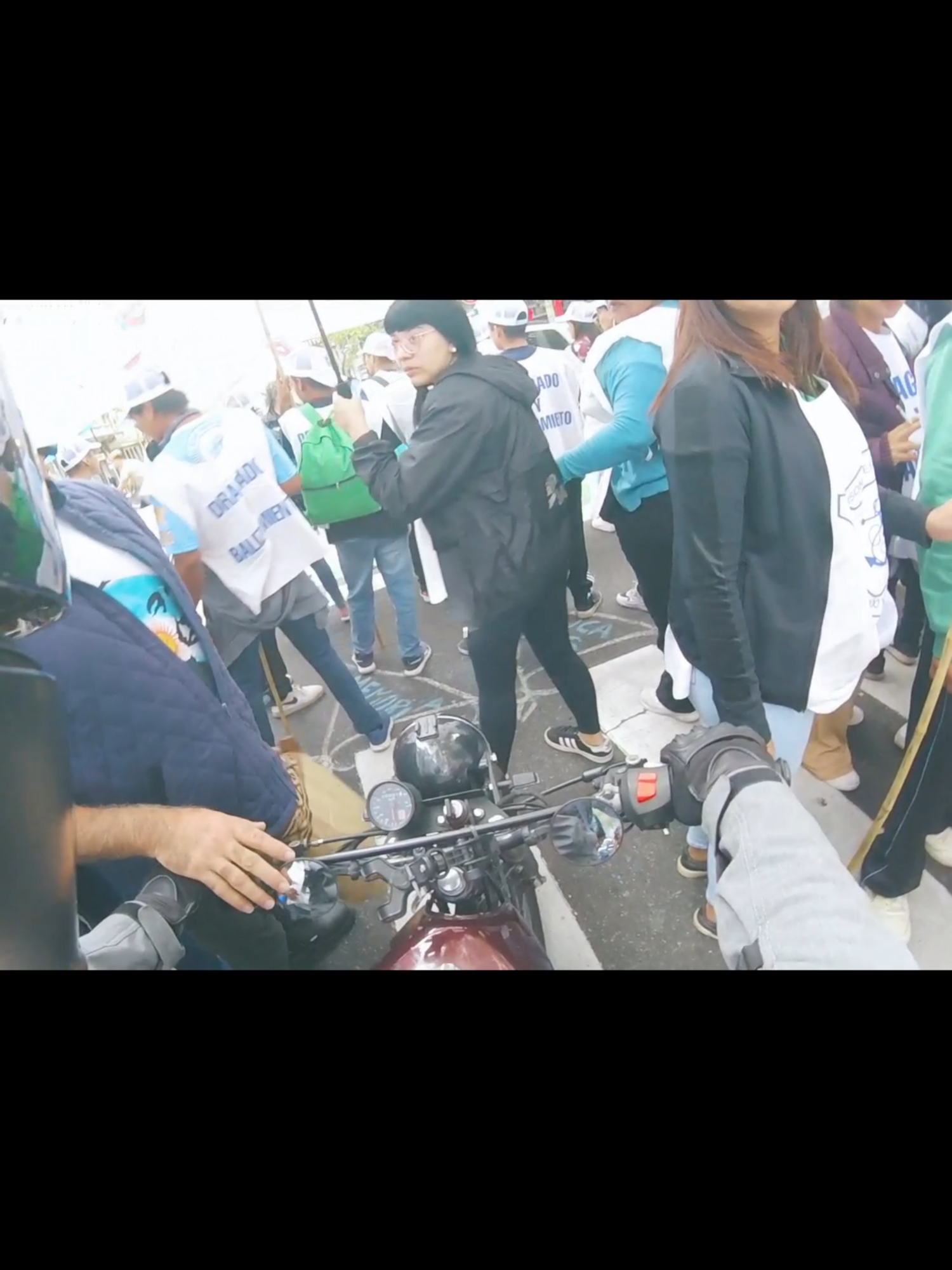 En el medio de la marcha 09-04#sapucai #150cc #shell #paratiiiiiiiiiiiiiiiiiiiiiiiiiiiiiii #tik_tok #zanella #fyp #fup #bikelife #viral_video #milei #marcha