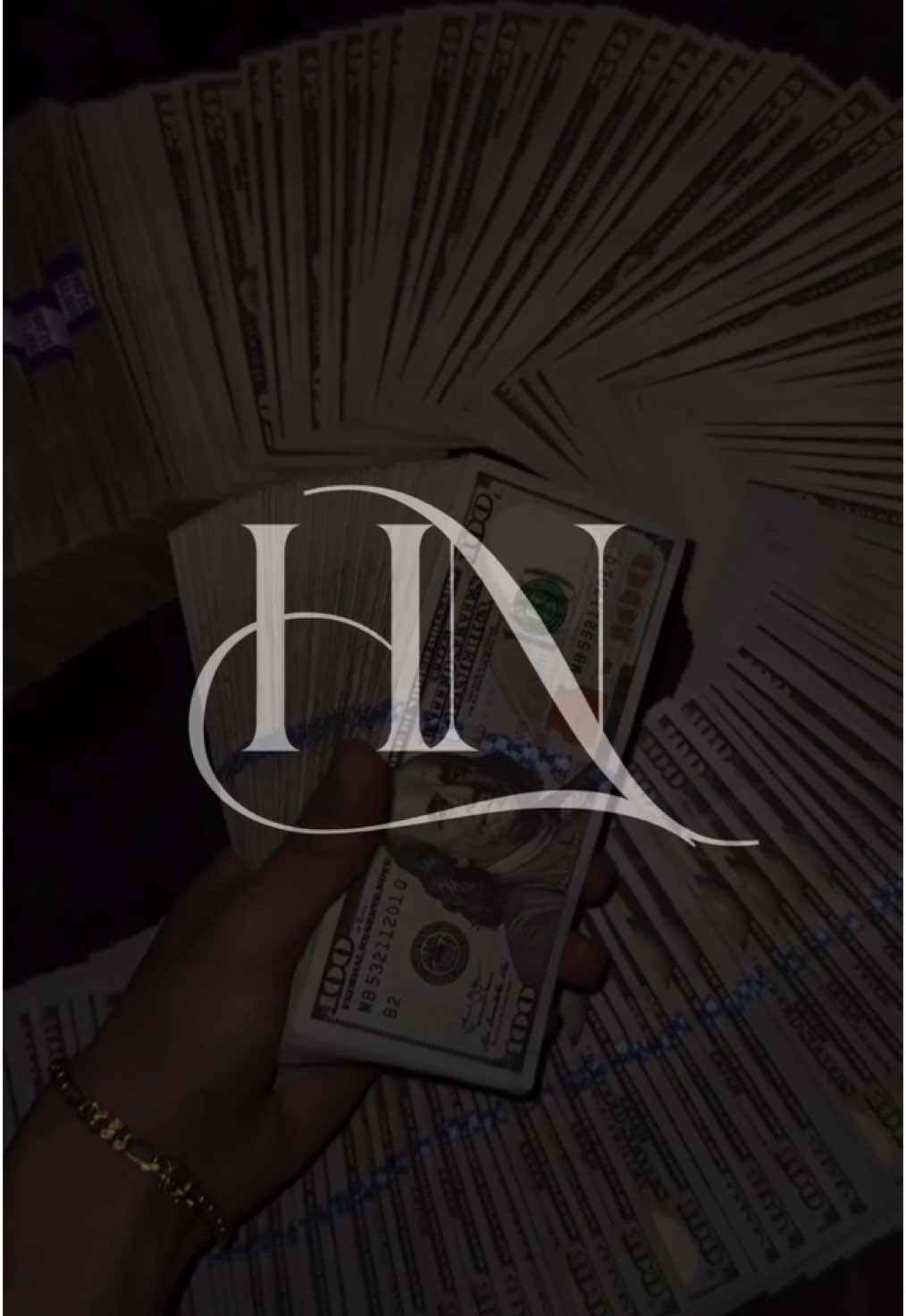 Work, work, work…💫💸 #luxurylifestyle #luxury #millionaire #money 