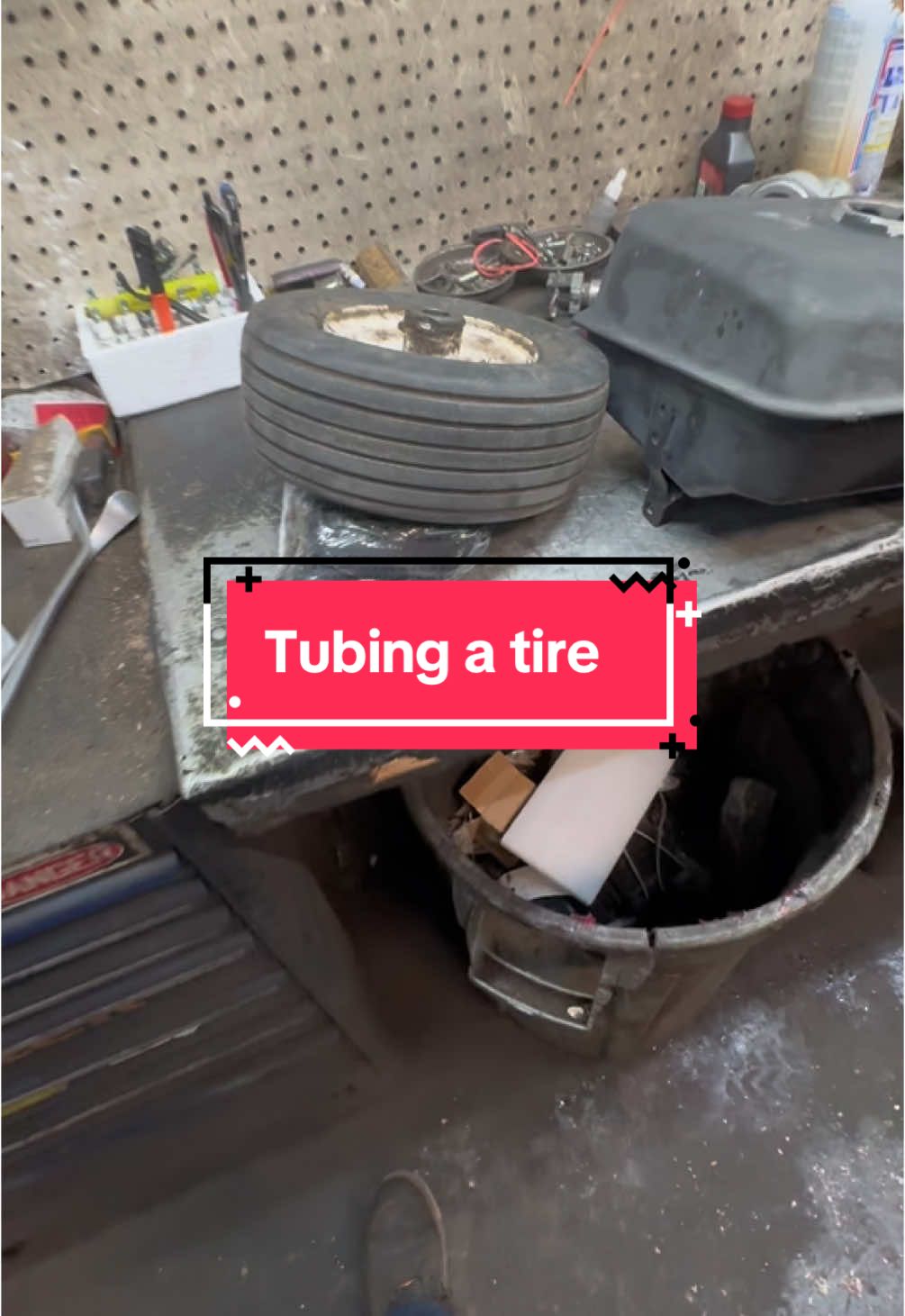 Tubing a lawnmower tire #keepwrenching🔧🤙 #mechanic #mechaniclife #mechanicsoftiktok #fyp #tire #tube #how #fyp #viral 