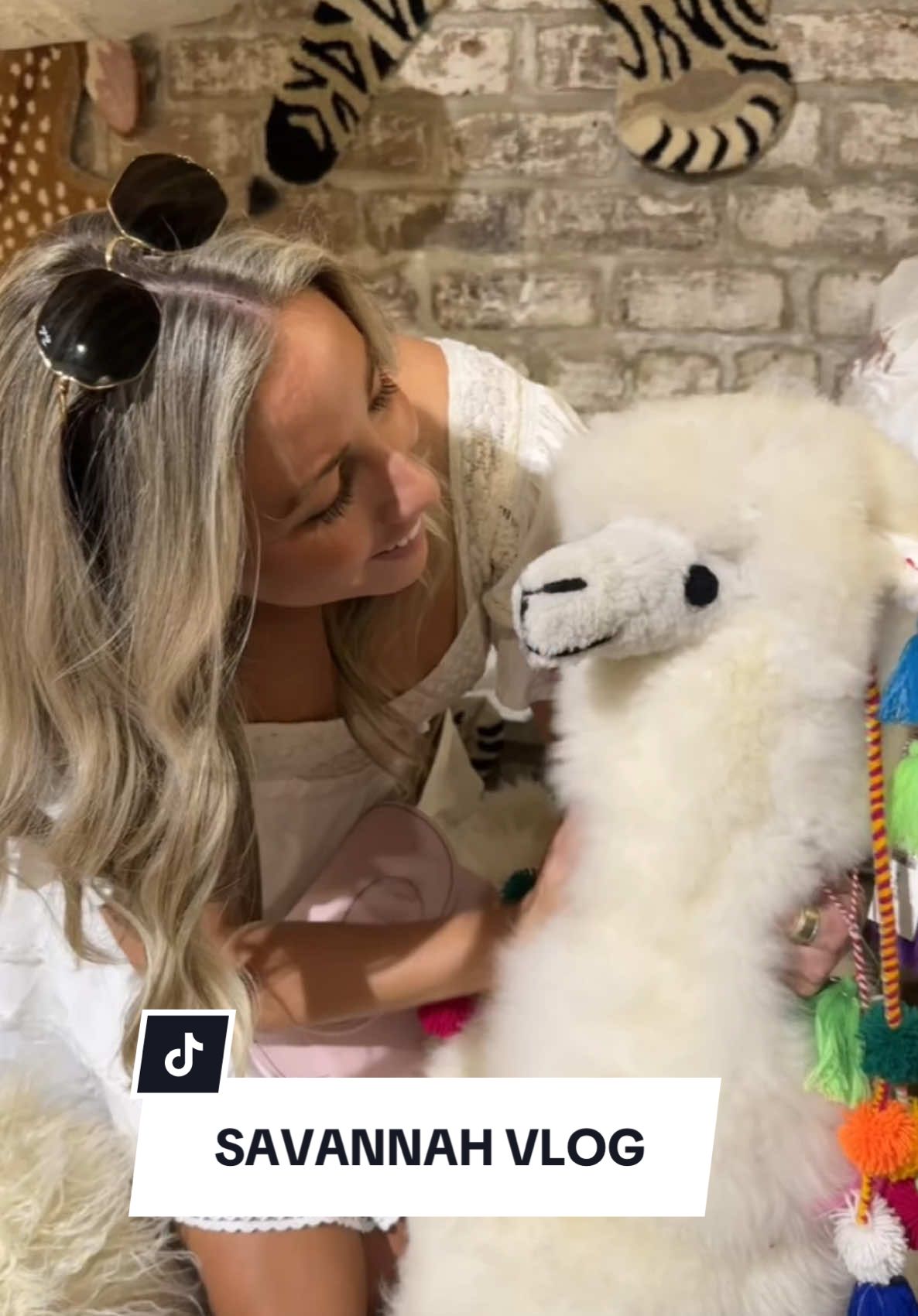 Okay who thinks I should go back and buy Larry?? 🦙🫶🏽 #travelvlog #wfhlife #wheretolive #savannah #solotravel #girlstrip #savannahga #workremote #remotework #dailyvlog #comfortcreator 