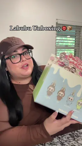Grab your popcorn 🍿 #labubuunboxing 