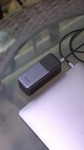 Ugreen Laptop Powerbank. The bestfriend of your laptop! #ugreen #fastcharging #laptopcharger #convenient 