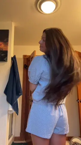 I will forever hype up these extensions. They are great quality, I’ve never had any problems with them. They boost my confidence and they are so easy to apply. I love @googoohair_official #hairextensions #tapeinextensions #fyp #hair #grwm #transition #spring2025 #easter #tiktokshop ##Summer##summer2025##LifeHack 