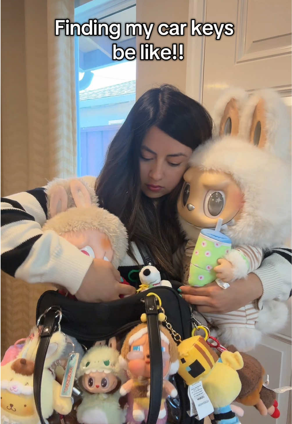 I swear my keys are in here somewhere 😭😭😭#bagcheck #keychaingirl #labubu #popmart #emotionalsupportpluhies #crybaby #sanrio #kawaiifinds #blindboxaddict #plushkeychains #POV #mycuteattack #keychainchaos #bagcharms #emotionalSupportKeychains  #bagcharmfinds @POP MART US 