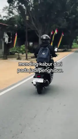 mending lari🏃‍♂️🏃‍♂️ #fyp #platkt #ktstyle #platbm_official🏁 #scoopymodifikasi #masukberandafyp #soundviral #katakata 