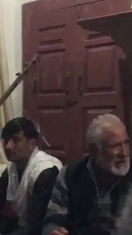 Khowar Old Song.. Malang /Shuja /Navid.. Garom Mailis.. Chitrali Sitar .. #foryou  #virelvideo #vireltiktok #foryoupage 