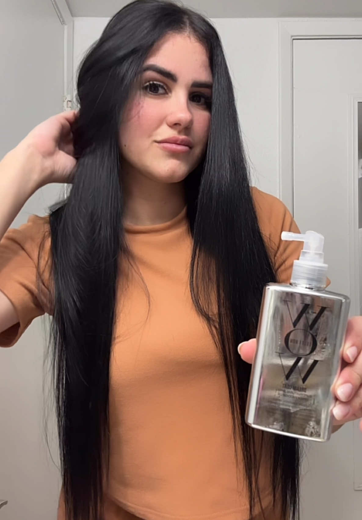 Dile adiós al frizz de tu cabello #wow#colorwowdreamcoat#antifrizz#antifrizzhairtreatment#hair#colorwowhair 