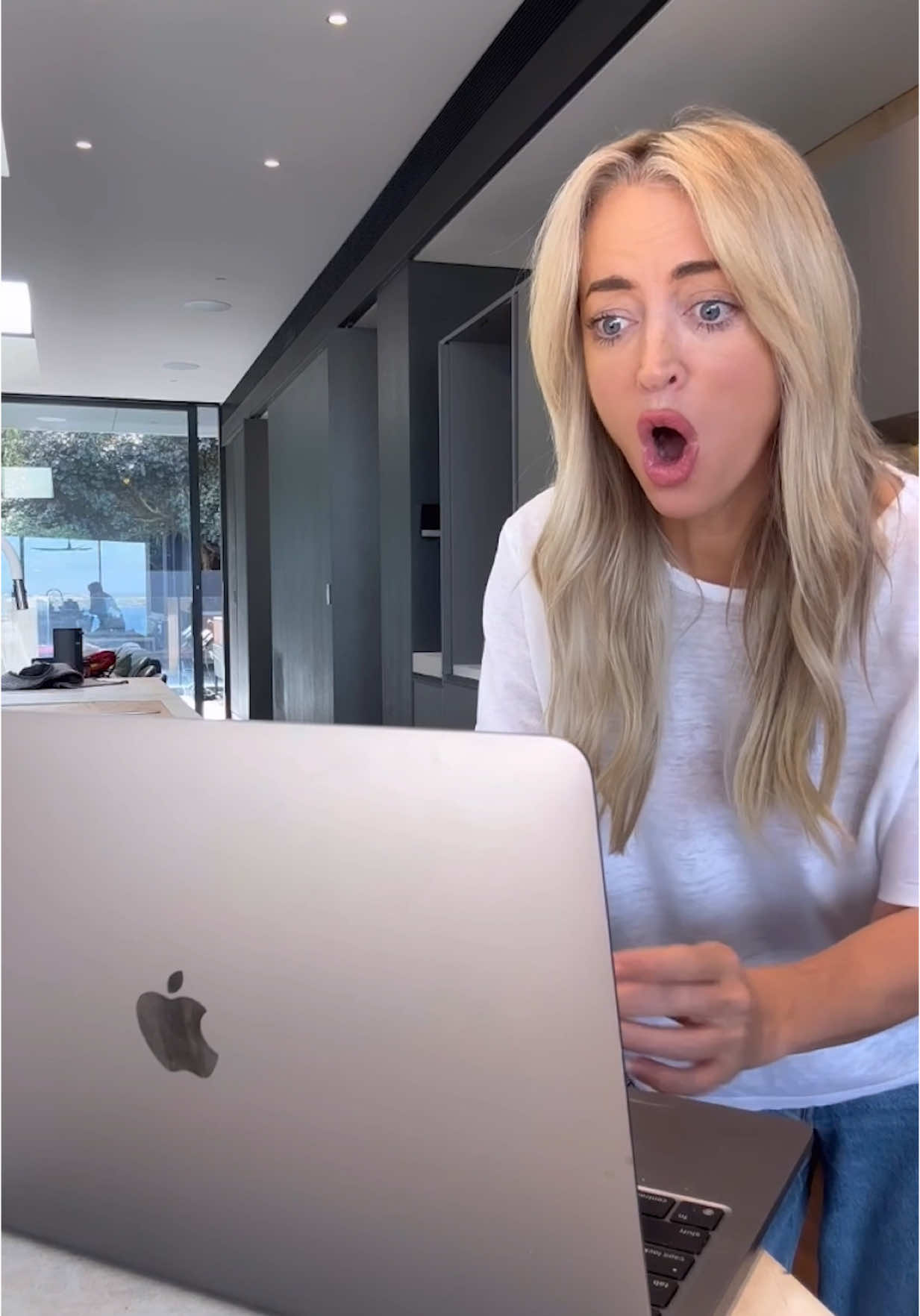 🤣🤫 ChatGPT knows every woman’s biggest secrets!! #chatgpt #kjshow 