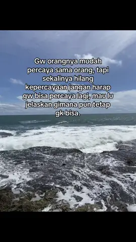 Kepercayaan itu penting #fyp #branda #katakata #storywa #pantai #trand #jalanjalan 