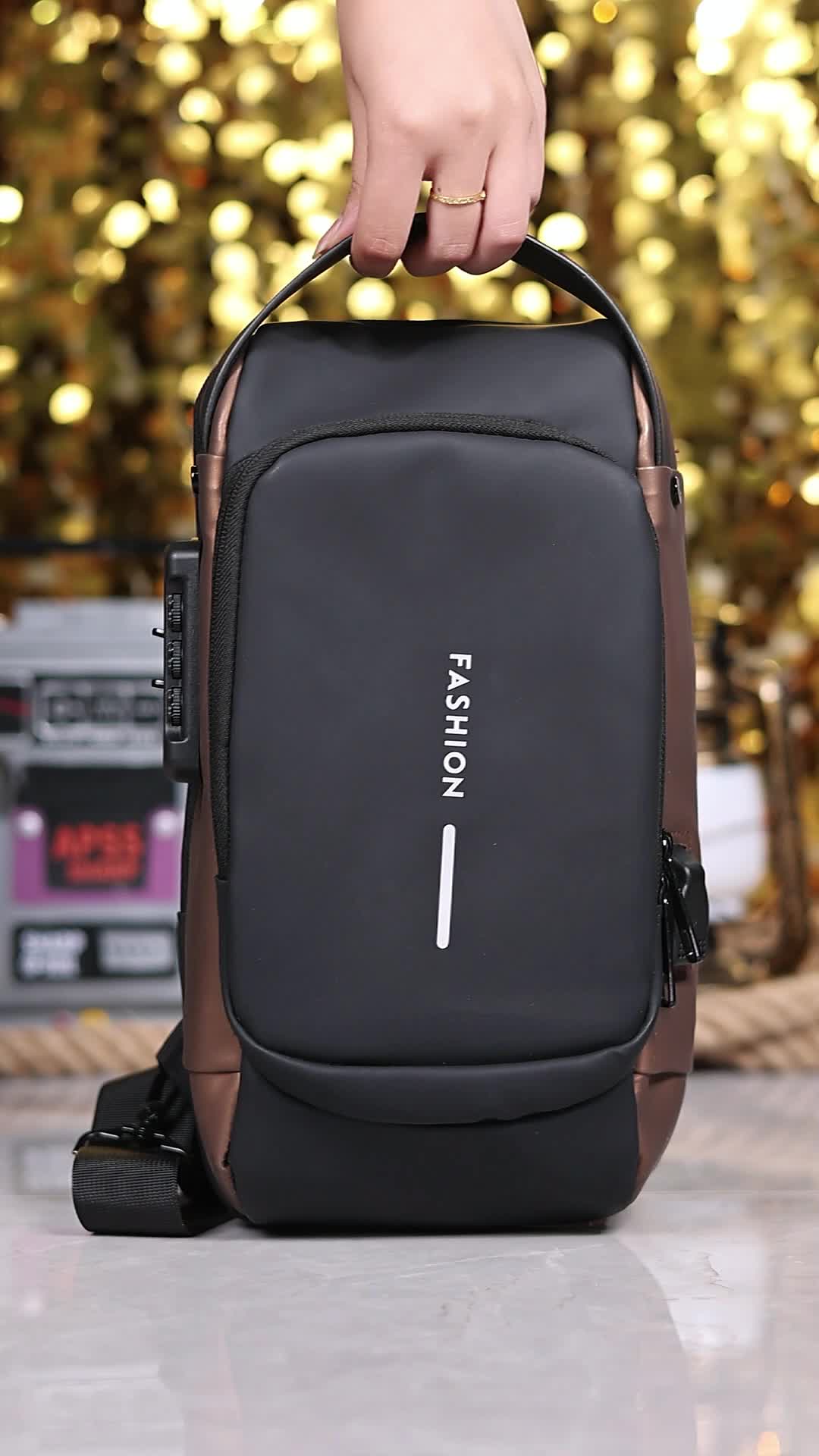 This is a backpack from China, which comes with an anti-theft lock and USB charging port, and has waterproof and anti-theft functions. It is an essential backpack for traveling.