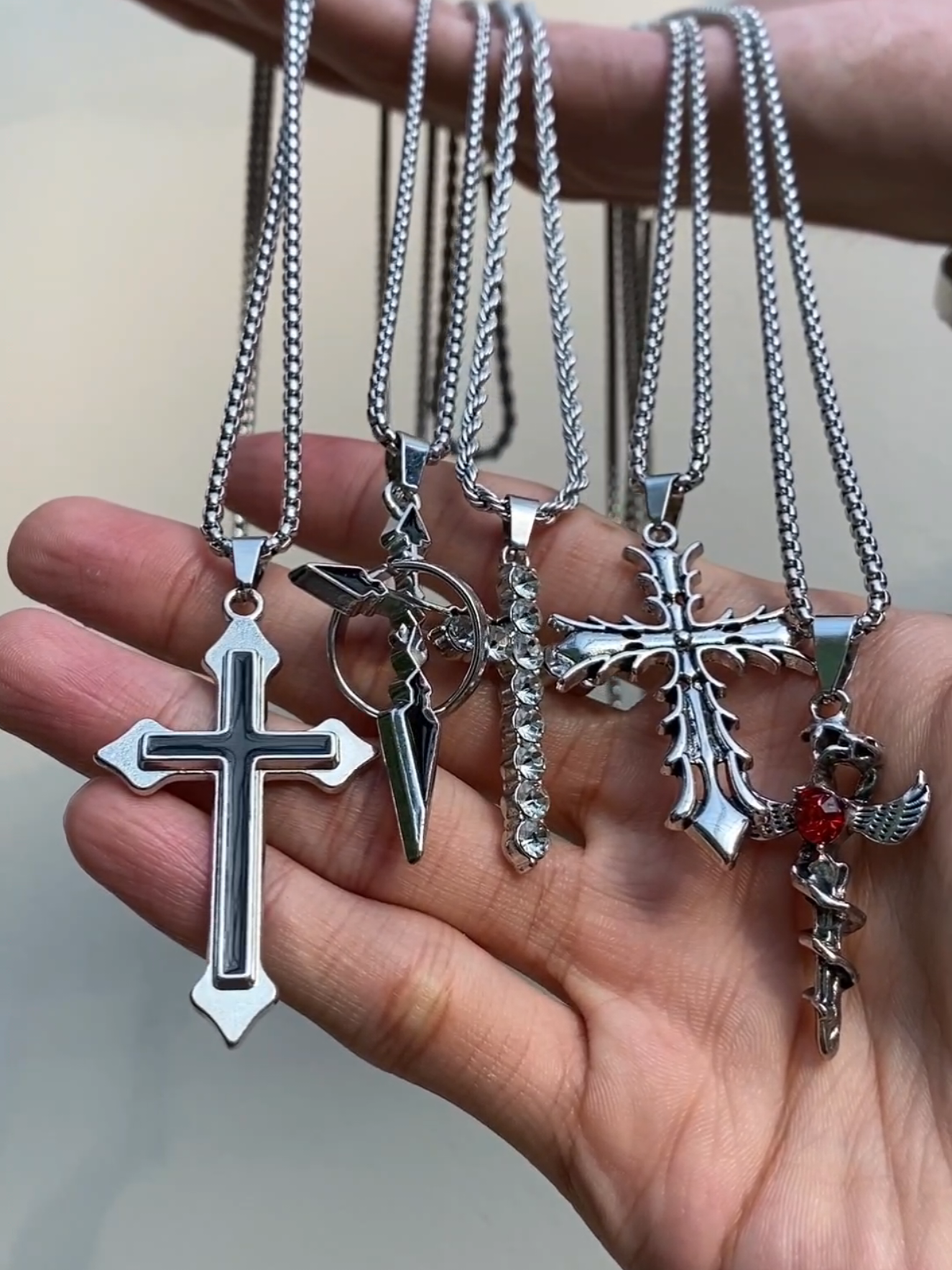 Angas ng Cross Necklace nato 🔥#crosspendant #necklaceformen #Y2k #fy #crossnecklace 