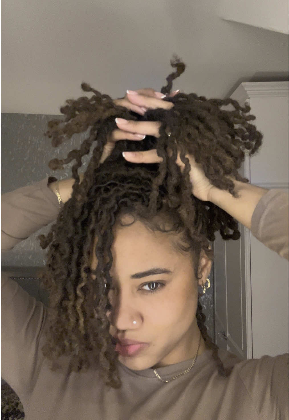 My fav process and one of my fav Drake samples 🤝🏽 #locstylesforwomen #locs #fyp #locsoftiktok #locsjourney #locstyles #loc 