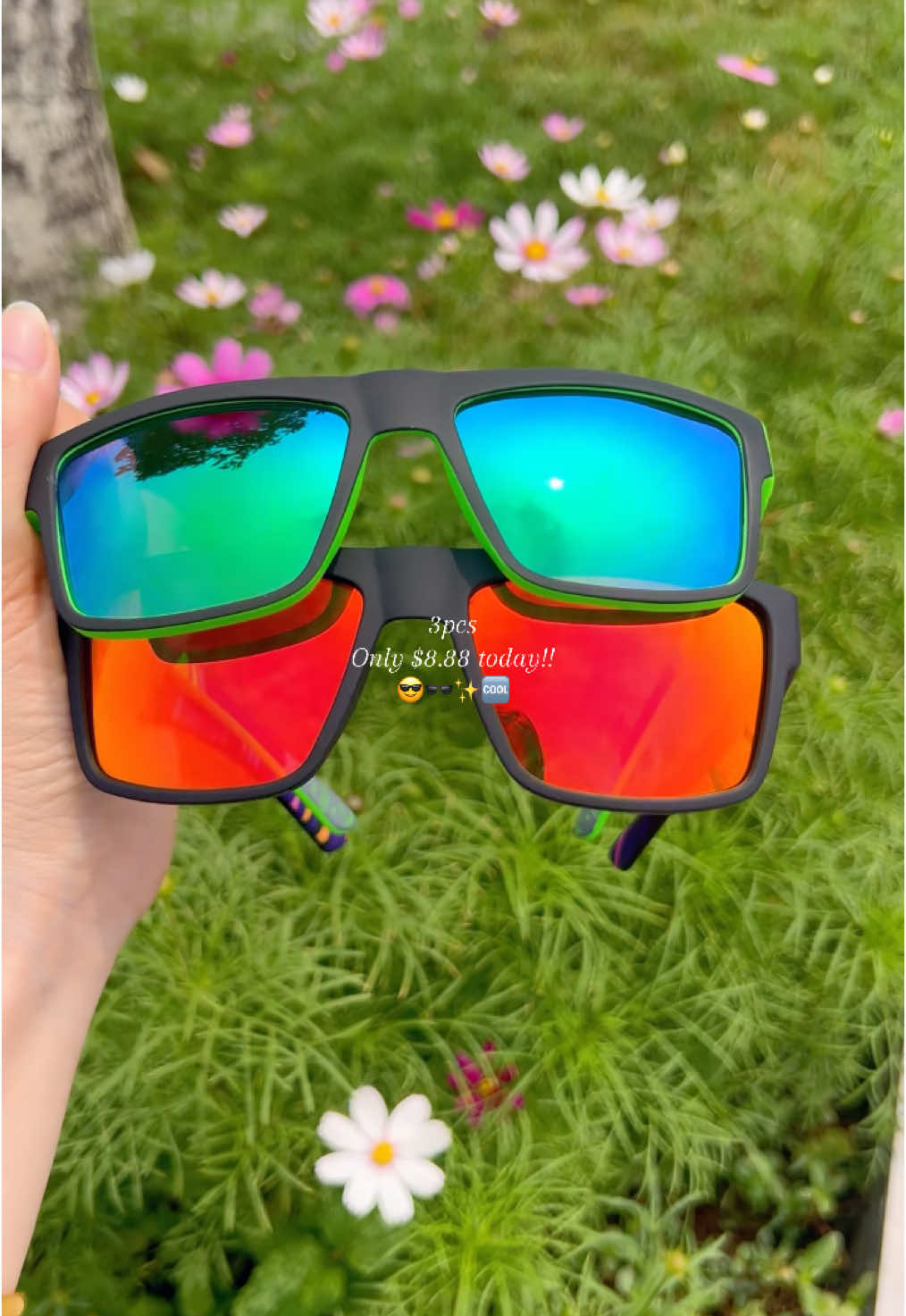 My new cool sunglasses 😎 #fyp #tiktokshop #manstyle #ootdfashion #springsale #fashion #sunglasses #sportglasses #trending 