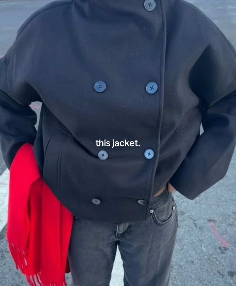 #coat #trenchcoat #peacoat #shortcoat #outfitinspo #jacket #fashion #fasiontiktok #fashionicon #outfit #viral #fyp #foryoupagе #pinterest 