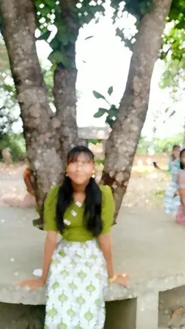#တက္ကသိုလ်ကျောင်းတော်သားကို #မလှလဲကြည့်ကွာ😞🤟🧡 #capcut #သူငယ်ချင်းလေး #