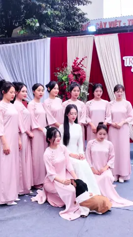 Đội bê trap xinh cùng cô dâu 💛💛#xuhuongtiktok #trending #đámcưới #bêtrap 