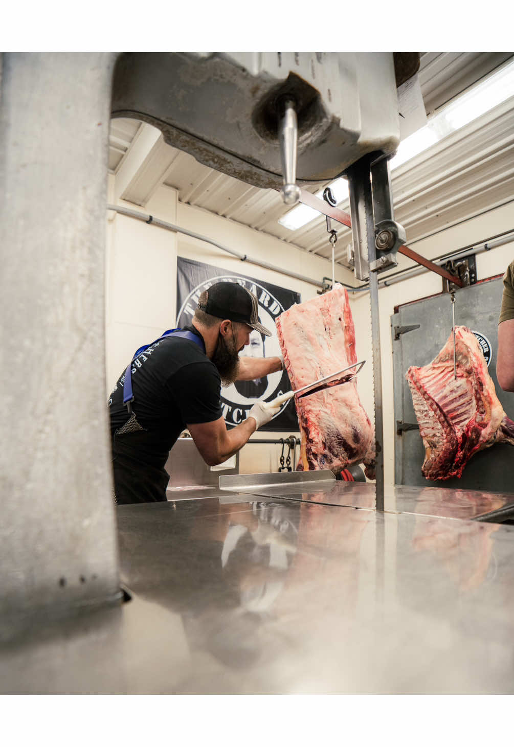 Cutting beef chuck ribs 🔪🥩🔥 #fyp #beef #butcher #butchering #beefribs #bbq #meat #cook #cooking #smokergrill