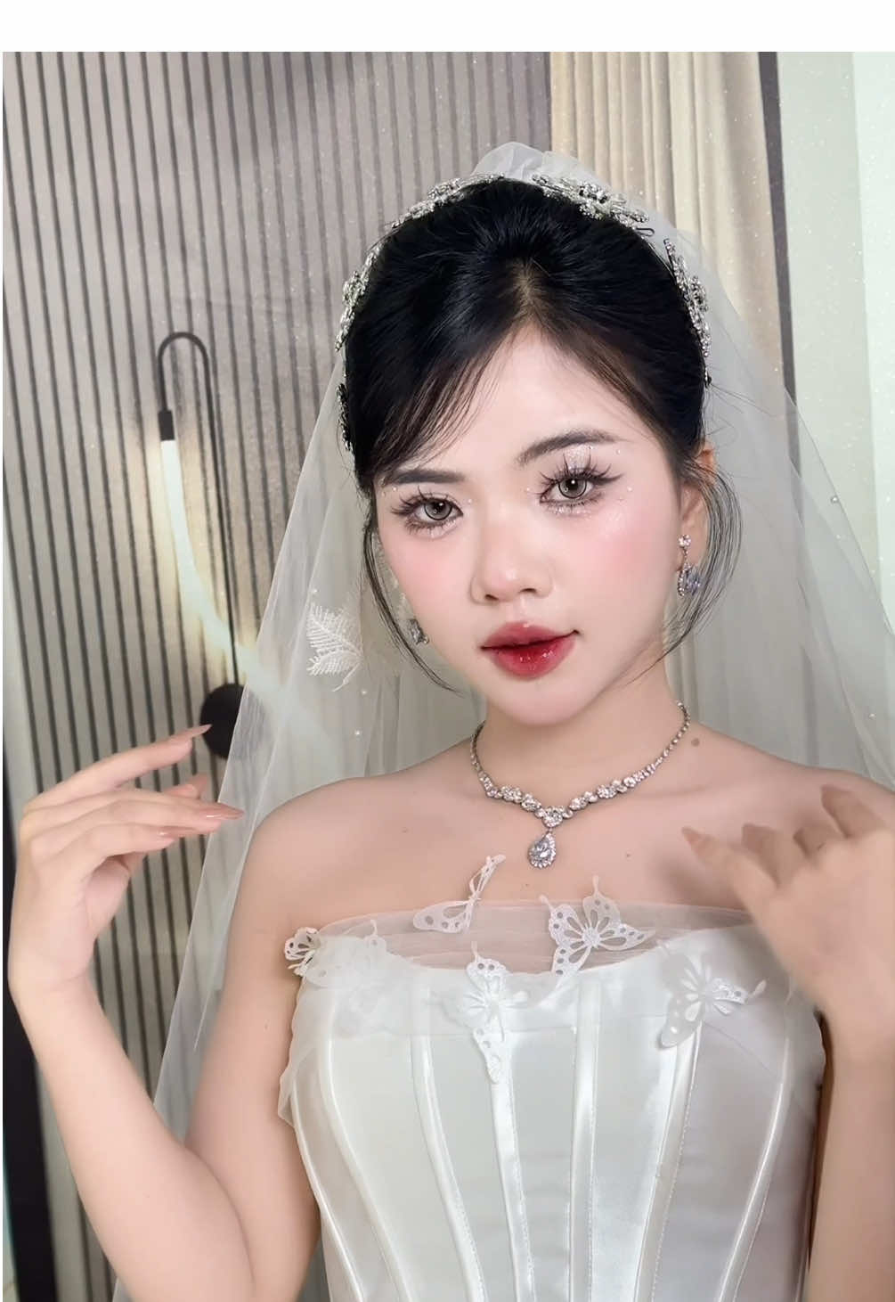 Layout cho dâu đãi tiệc tối #HuongDangMakeup #makeupcodauhcm #makeupcodau #makeupcodausaigon #makeuptainhatphcm #makeupcodaugiatien #makeupcodautainha #Makeupquan2 #codauxinh #xuhuongtiktok #viral #fyipシ 