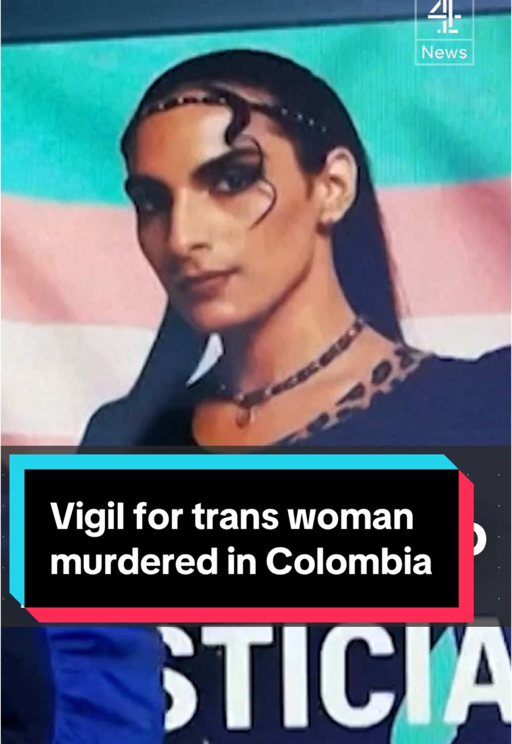 Dozens protested in Bogota following the murder of a trans woman Sara Millerey Gonzalez. A live stream video circulated on social media showing Sara being brutally attacked before being thrown into a river in Bello, northwest Colombia. Sara’s death marks the 24th attack against the LGBTQ+ community in Colombia this year. #Bello #Colombia #LGBTQ #Bogota #C4News #Channel4News #JusticiaParaSaraMillerey