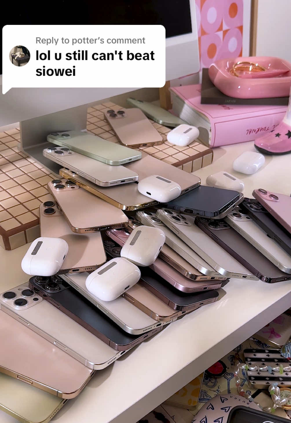 Replying to @potter How about now? 👀 #asmr #siowei #iphone #phone #phonecase #phonecover #satisfyingvideos #burga 