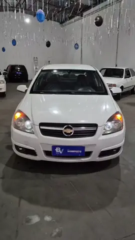 ⚜️ VECTRA SD EXPRESSION 2.0⚜️ ⚜️ Ano: 2009 ⚜️ Cor: Branco ⚜️ Opcionais: Completo ⚜️ Km: 181 Mil  😍 Carro impecável  #vectra  #chevrolet  #seminonovos