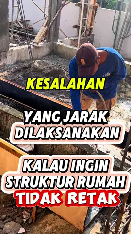 Untuk mendapatkan hasil pengeceoran beton yang baik , lakukan penyiraman secara berkala pada beton yang baru di lakukan pengecoran selama 1-10 hari setiap pagi dan sore . Agar mengindari pemuaian dan retak pada beton . Hal ini salah satu cara agar rumah / bangunan yang kita bangun mendapatkan hasil beton yang baik dan terhindar dari keretakan beton #pengecoran #pengecoranbeton #beton #rumah #rumahminimalis #interiordesign #perawatanbeton #arsitekindonesia #design #teknikpengecoran 