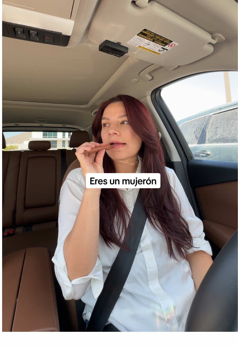 #creatorsearchinsights  No lo olvides: lo que te hace brillar no se ve, se siente. 🤍 #spanishlanguage #mama #mujereslatinas #empezandodesdecero #motivation 