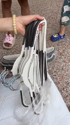 Non-slip hanger anti slip hanger Drying Hanger Strong Cloth Hangers Clothes Hanger Heavy Duty 10Pcs lot Organiser Hanging #hanger  #nonsliphanger  #antisliphanger #clotheshanger 