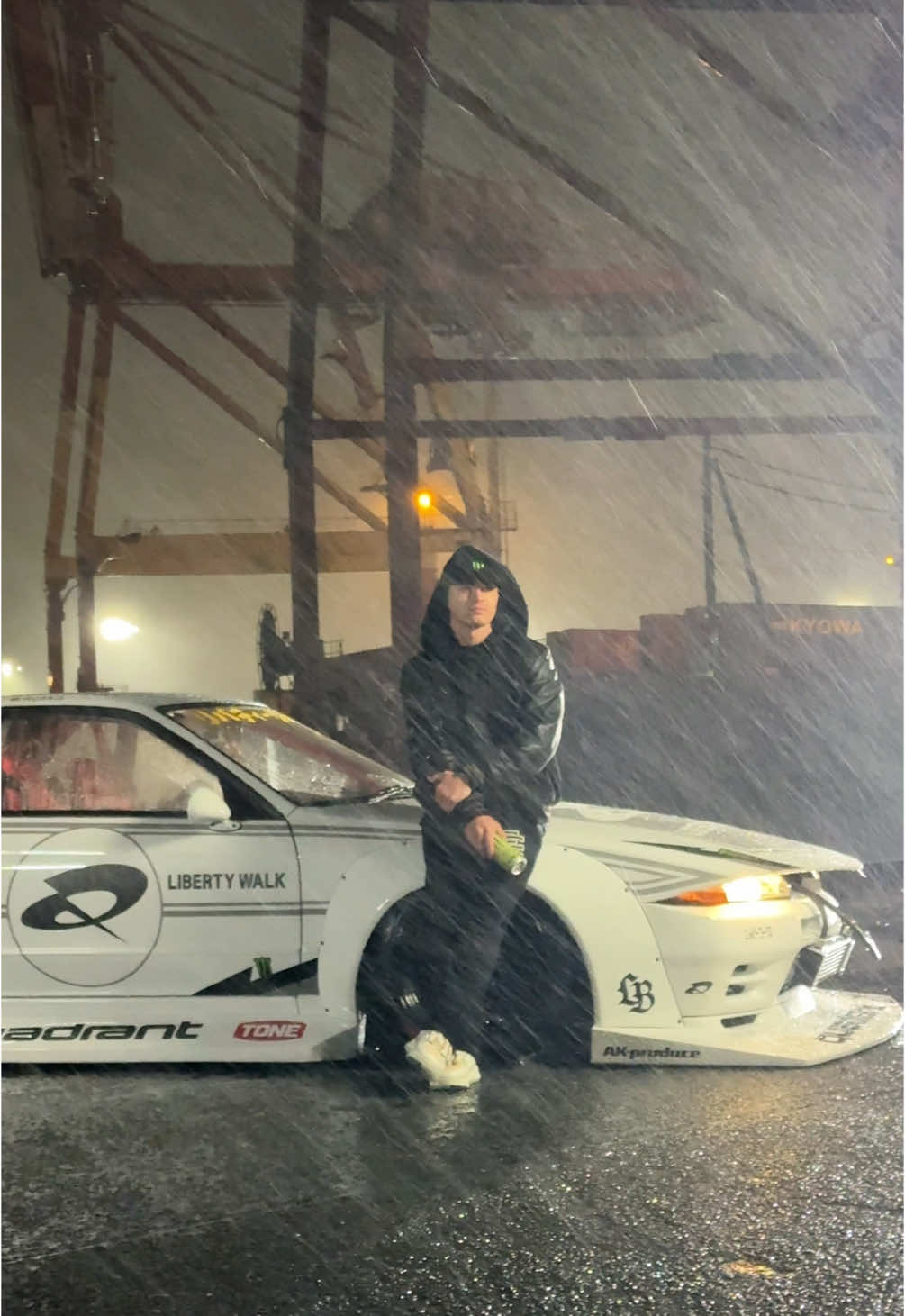 What rain? 💀 @Lando Norris 