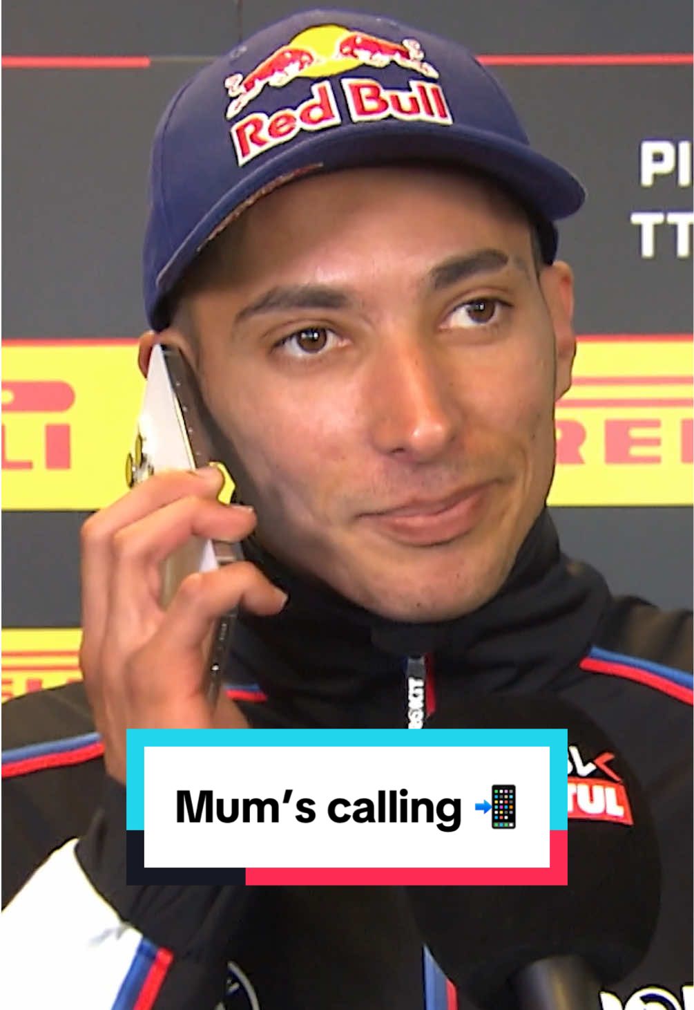 “Mum’s calling” 📞📞📞 Even mid-interview, when mum calls… you pick up!  #DutchWorldSBK  🇳🇱 #W#WorldSBKm#motorcycleM#Motorsportr#racingsportsontiktok