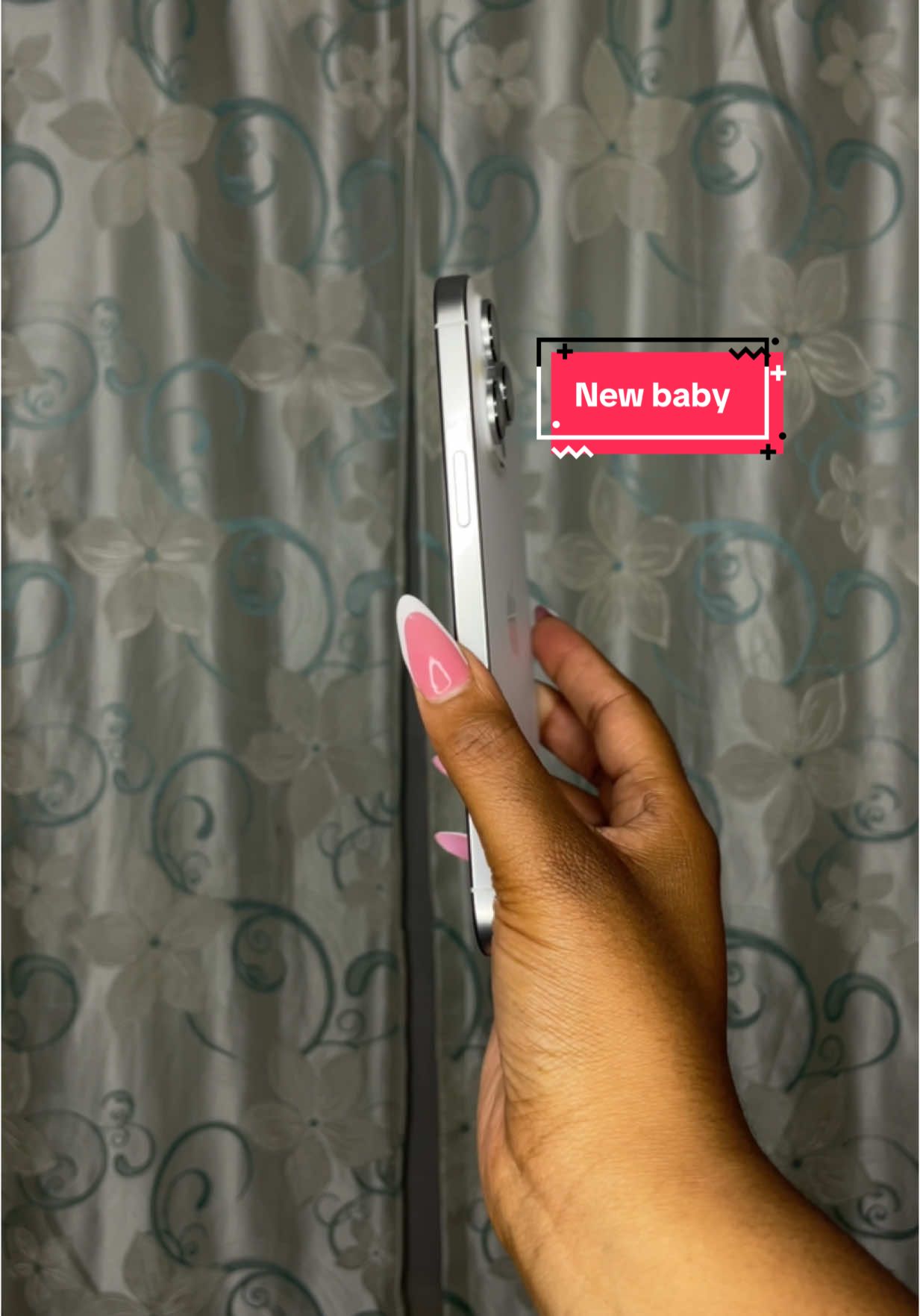 She’s gorgeous 🔥 #iphone #iphone16promax #newphone #foryou #viralvideos #fypシ゚ 