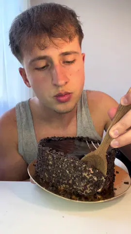 Chocolate Cake 🎂 #CapCut  #eatwithme #mukbangvideo #mukbangeatingshow 
