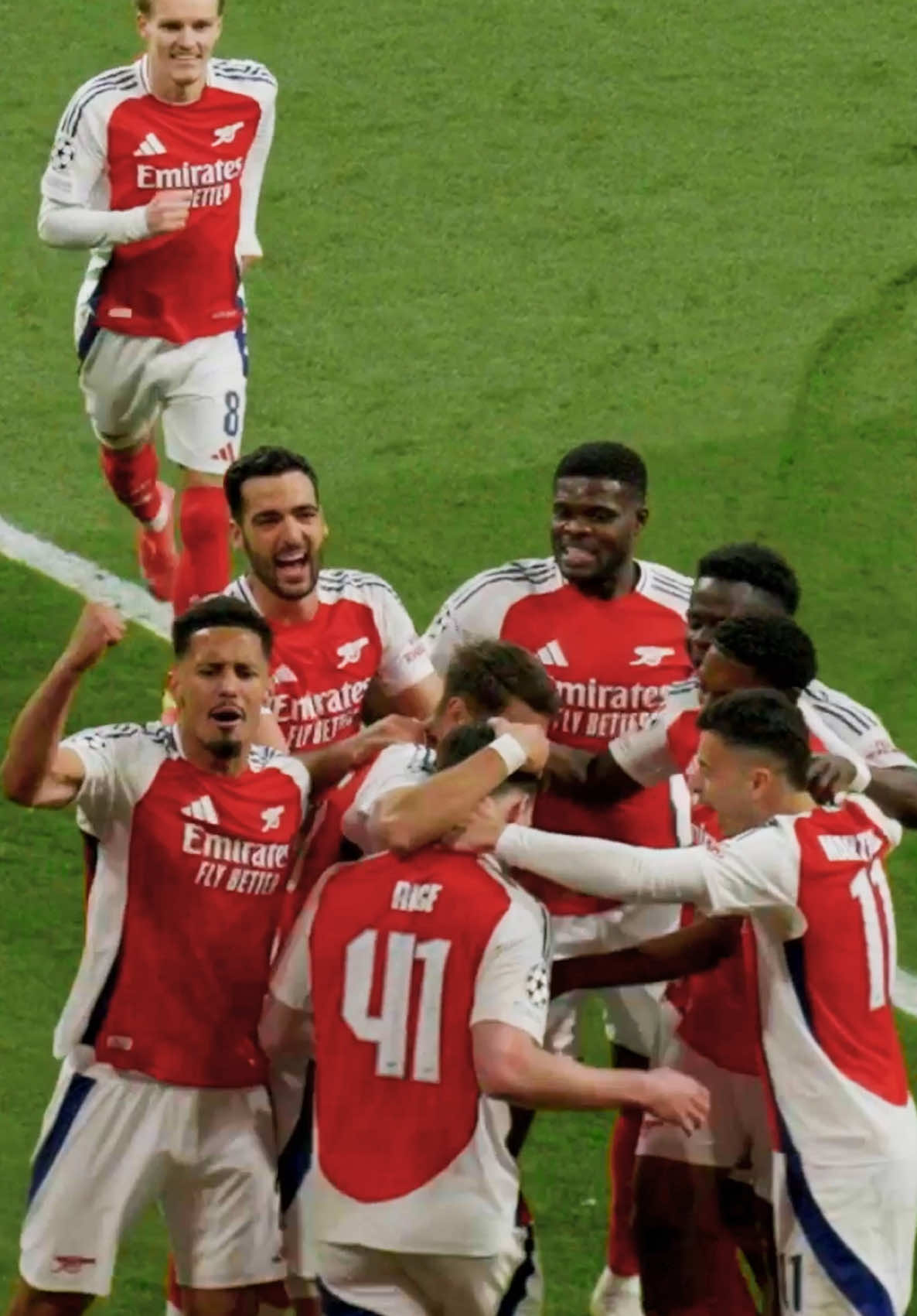 Bend it like Decs 💫 #afc #arsenal #championsleague #ucl #declanrice 