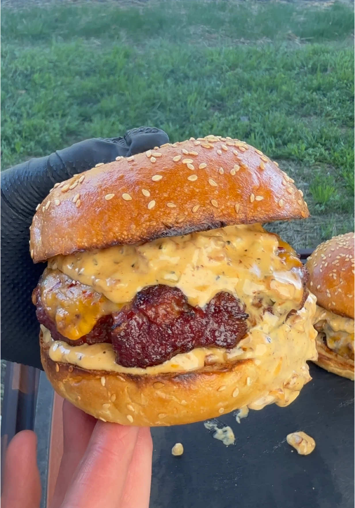 Smoked Cheddar Bacon Burgers #burger #Foodie #cooking #fyp 